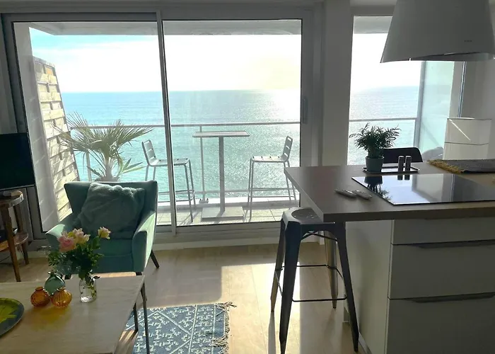 La Petite - Face Les Sables-dʼOlonne