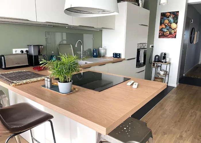 La Petite - Face * Les Sables-dʼOlonne